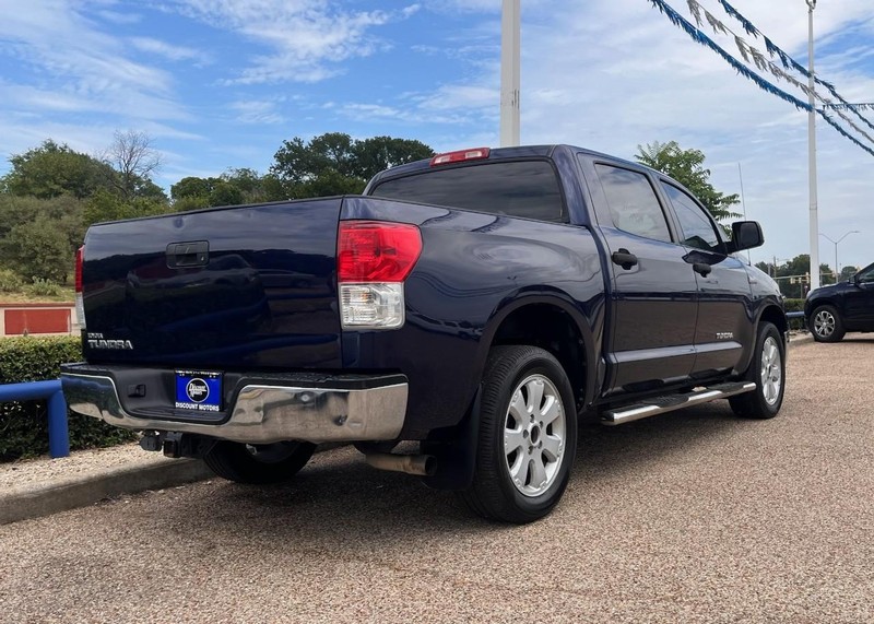 Toyota Tundra 2WD Truck Vehicle Image 04