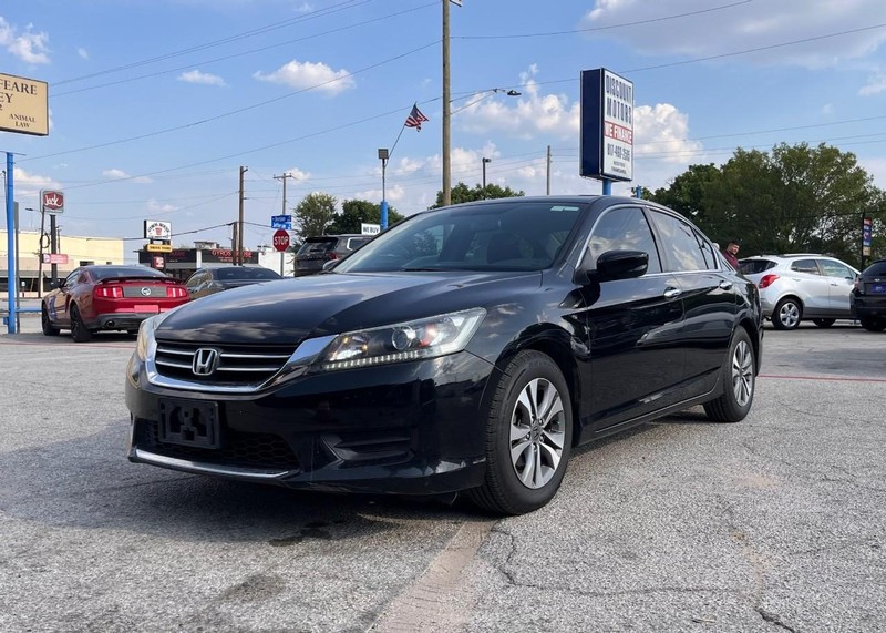 Honda Accord Sedan Vehicle Image 02