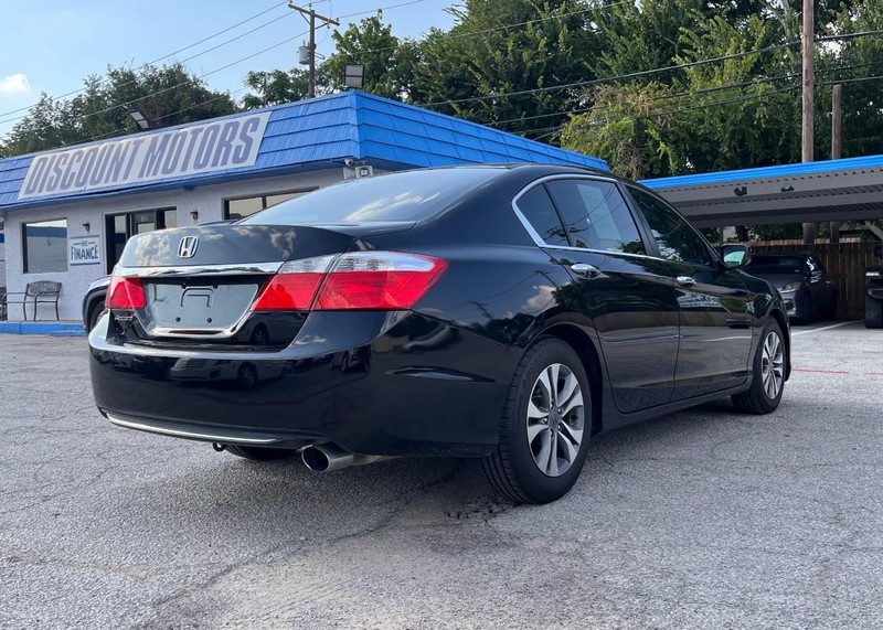 Honda Accord Sedan Vehicle Image 04