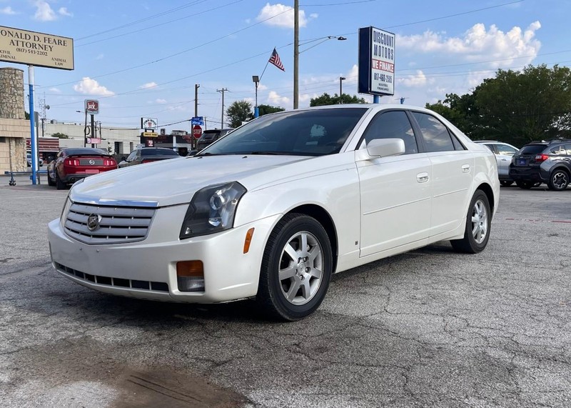 Cadillac CTS Vehicle Image 02