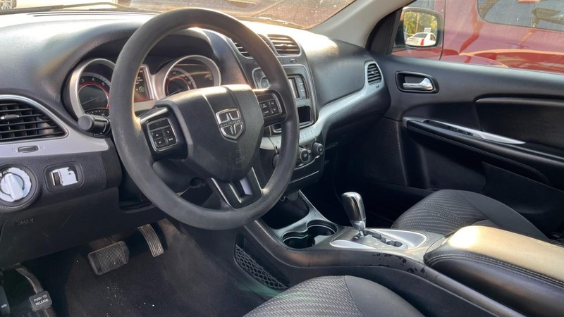 Dodge Journey Vehicle Image 04