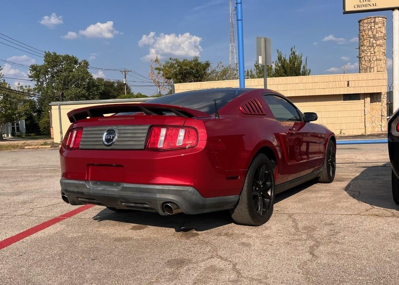 Ford Mustang Vehicle Image 04