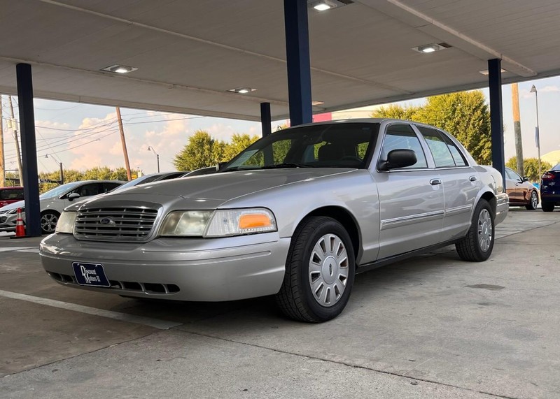 Ford Police Interceptor Vehicle Image 02