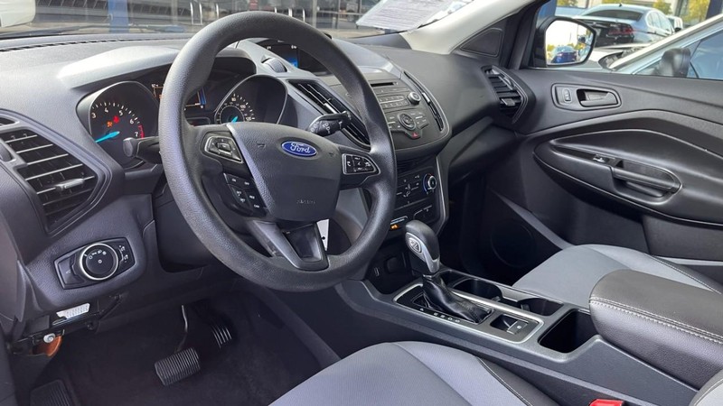 Ford Escape Vehicle Image 05