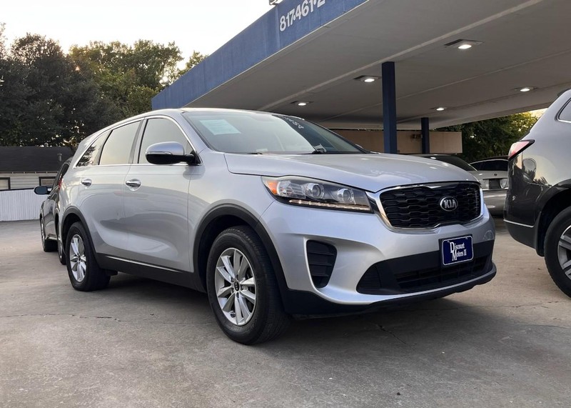 Kia Sorento Vehicle Image 03