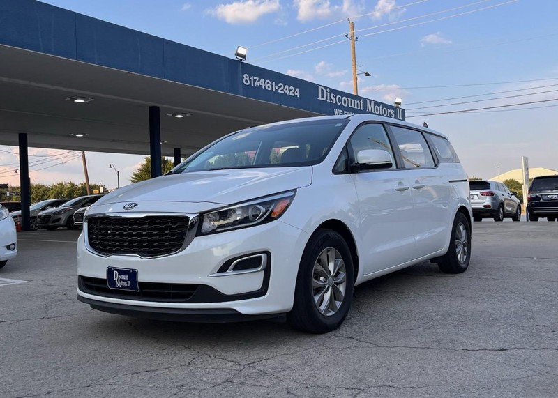 Kia Sedona Vehicle Image 02