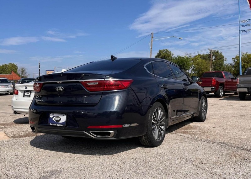 Kia Cadenza Vehicle Image 03