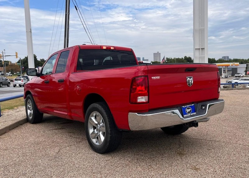 Ram 1500 Classic Vehicle Image 07