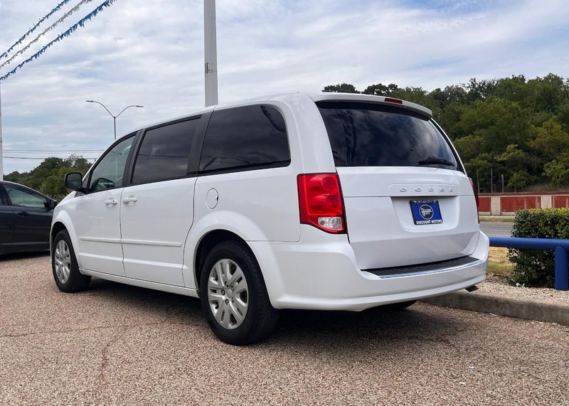 Dodge Grand Caravan Vehicle Image 07