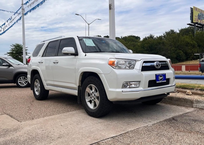 Toyota 4Runner Vehicle Image 03