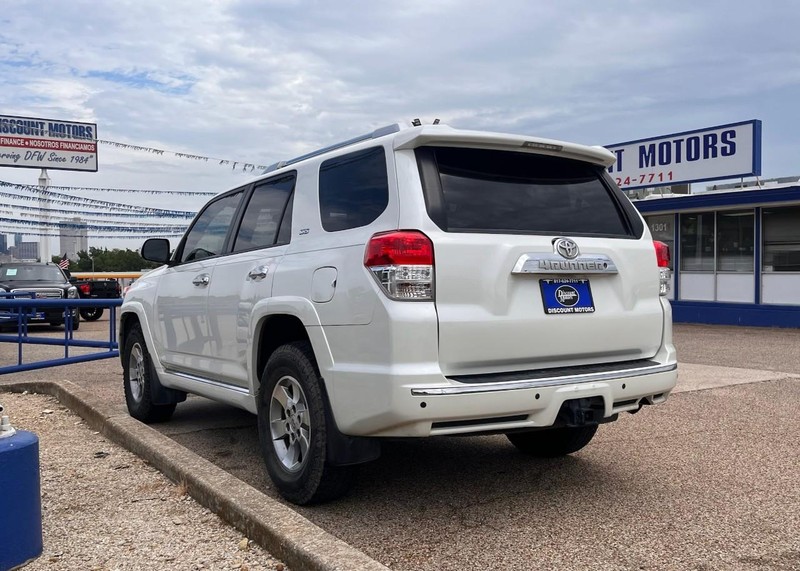 Toyota 4Runner Vehicle Image 07