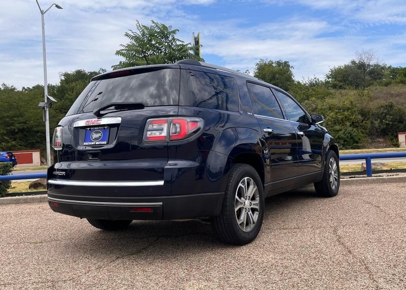 GMC Acadia Vehicle Image 04