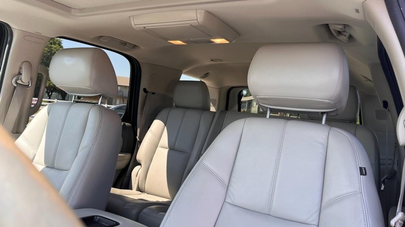 Chevrolet Tahoe Vehicle Image 06