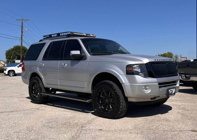 Ford Expedition Vehicle Image 03
