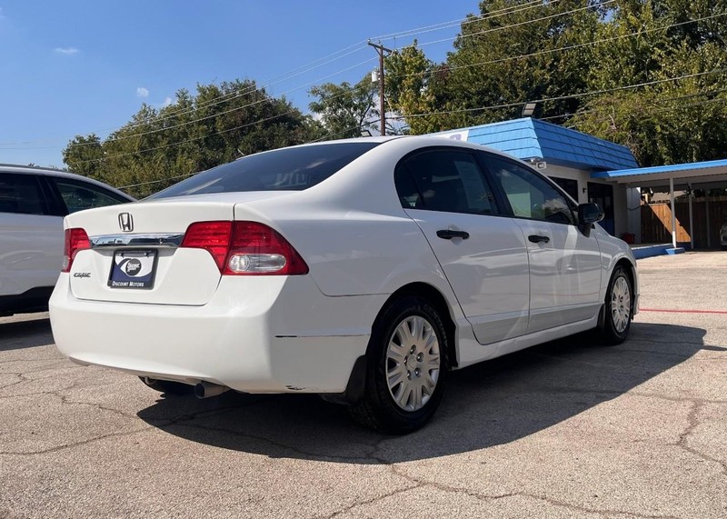 Honda Civic Sedan Vehicle Image 04