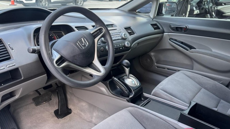 Honda Civic Sedan Vehicle Image 05
