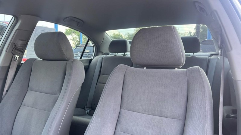 Honda Civic Sedan Vehicle Image 06