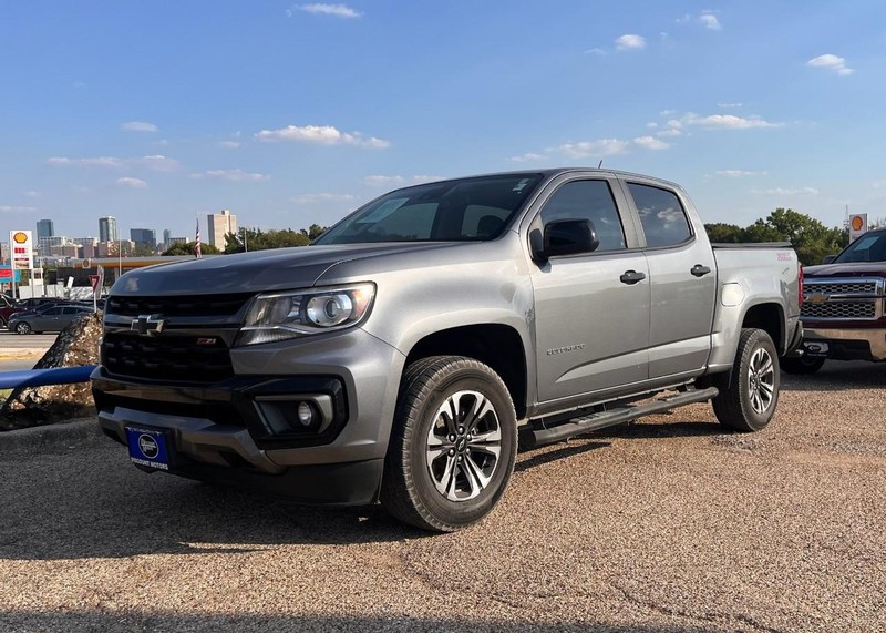 Chevrolet Colorado Vehicle Image 02