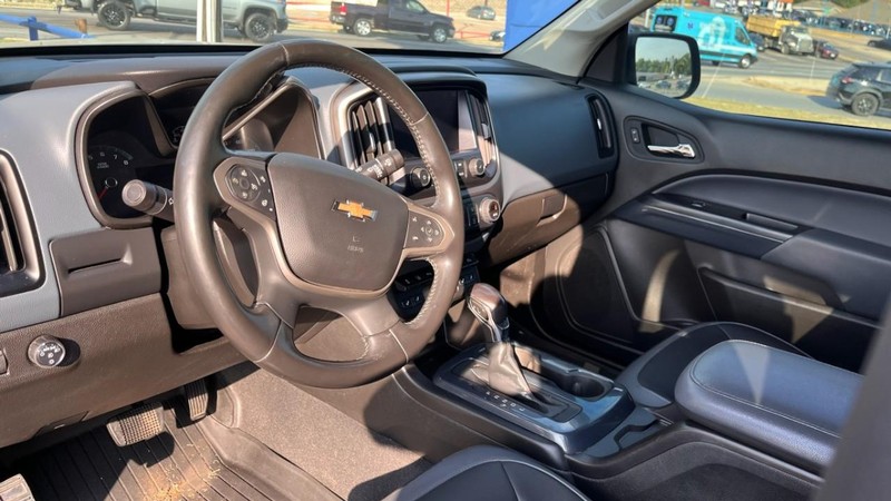 Chevrolet Colorado Vehicle Image 05