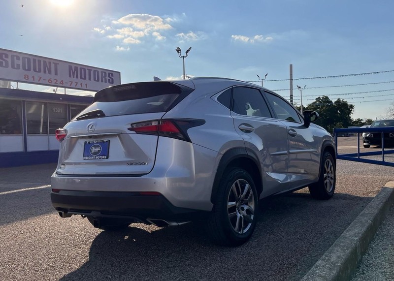 Lexus NX 200t Vehicle Image 04
