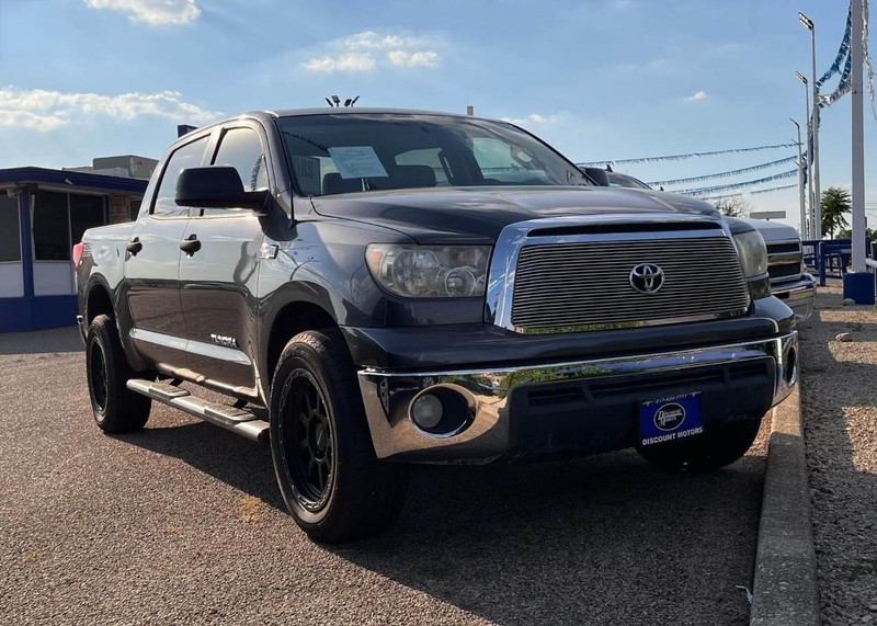 Toyota Tundra 2WD Truck Vehicle Image 03