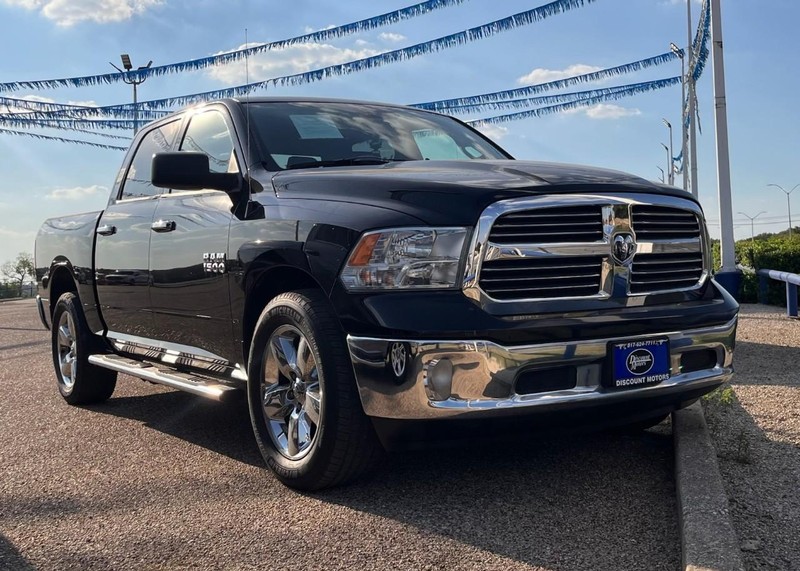 Ram 1500 Vehicle Image 03
