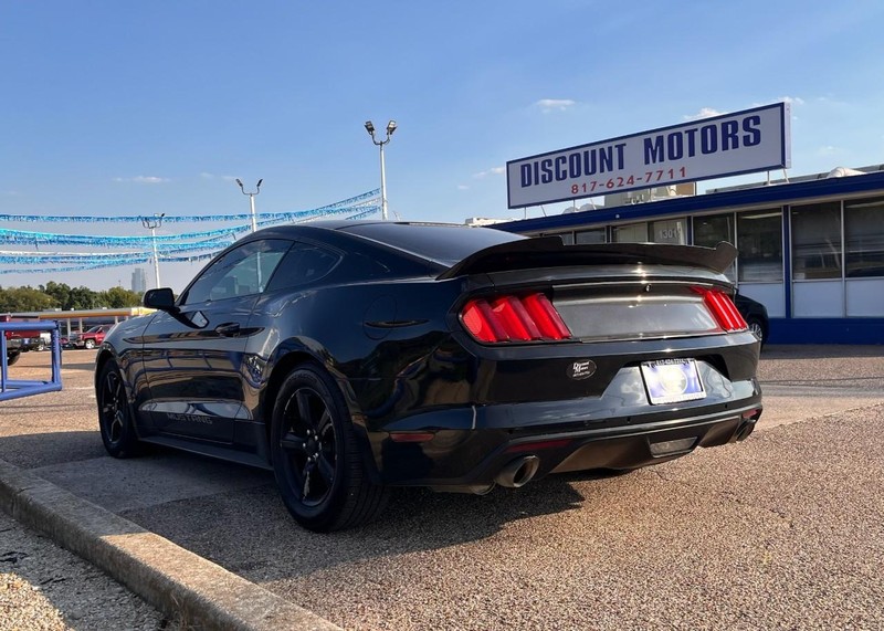 Ford Mustang Vehicle Image 07