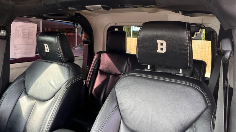 Jeep Wrangler Vehicle Image 06