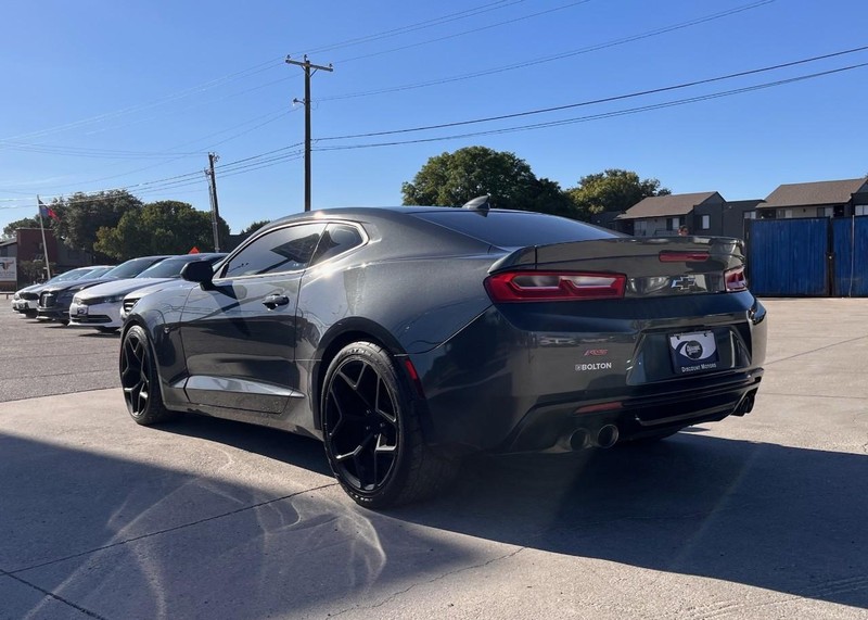 Chevrolet Camaro Vehicle Image 07