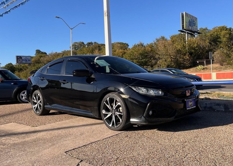 Honda Civic Si Sedan Vehicle Image 02