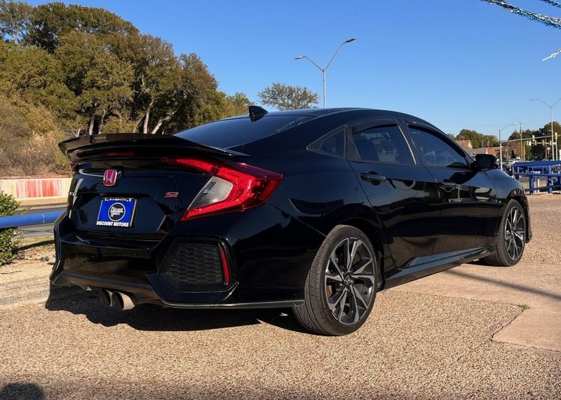 Honda Civic Si Sedan Vehicle Image 04