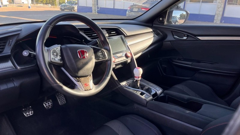 Honda Civic Si Sedan Vehicle Image 05