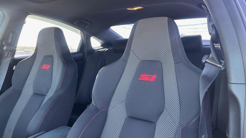 Honda Civic Si Sedan Vehicle Image 06
