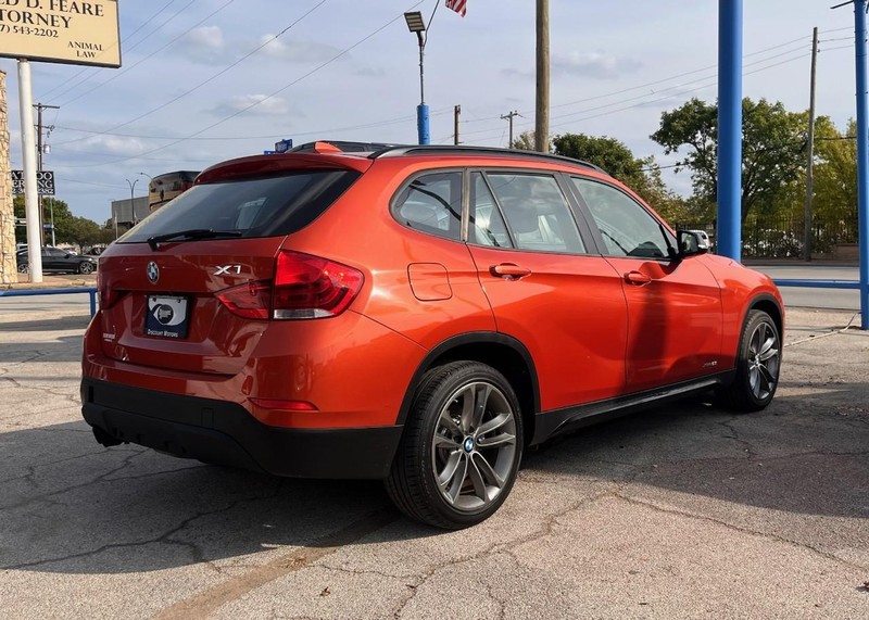 BMW X1 Vehicle Image 04