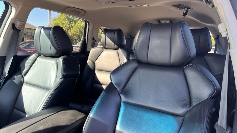 Acura MDX Vehicle Image 06