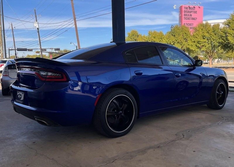 Dodge Charger Vehicle Image 04