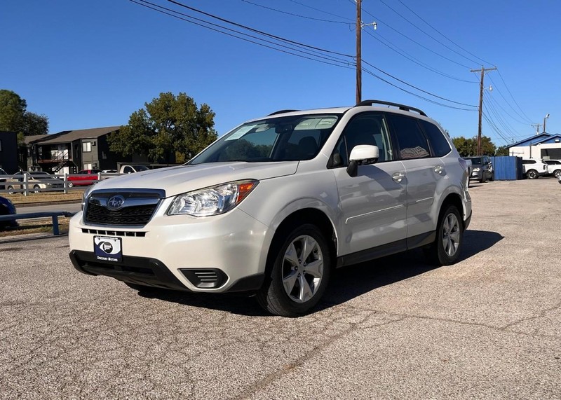 Subaru Forester Vehicle Image 02