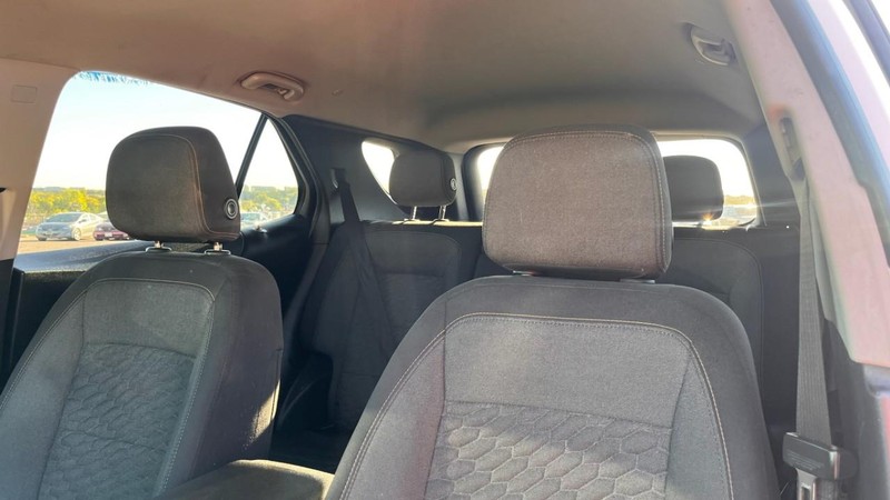 Chevrolet Equinox Vehicle Image 06