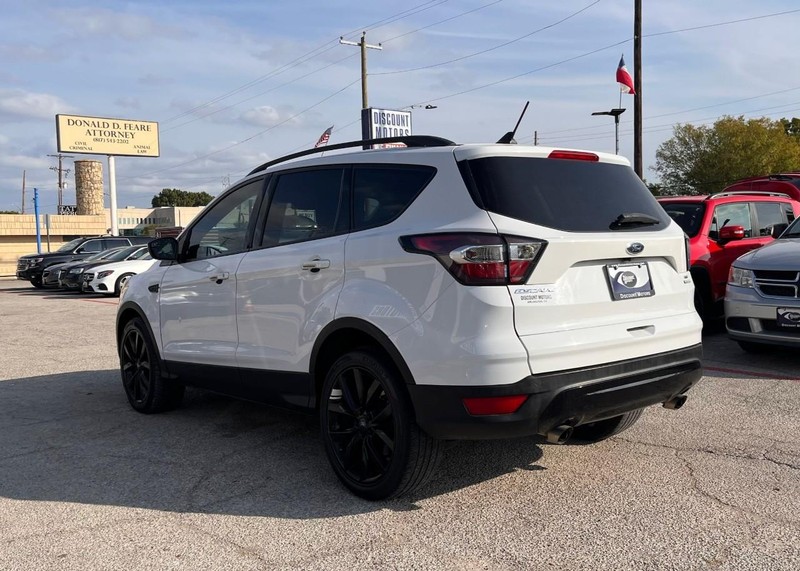 Ford Escape Vehicle Image 05