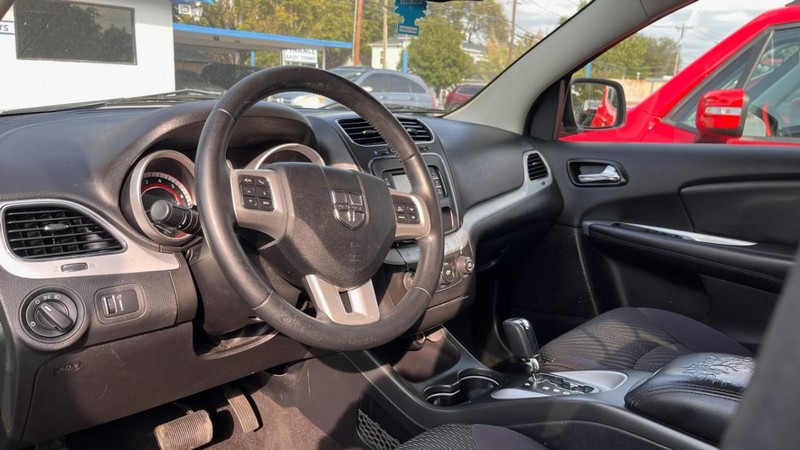 Dodge Journey Vehicle Image 03