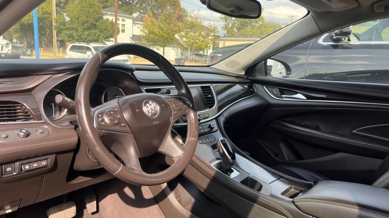 Buick LaCrosse Vehicle Image 07