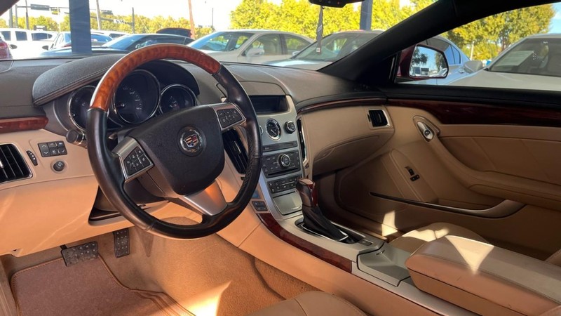 Cadillac CTS Coupe Vehicle Image 05