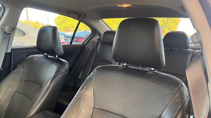 Honda Accord Sedan Vehicle Image 06