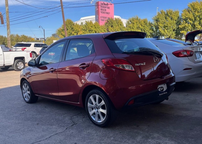 Mazda MAZDA2 Vehicle Image 02