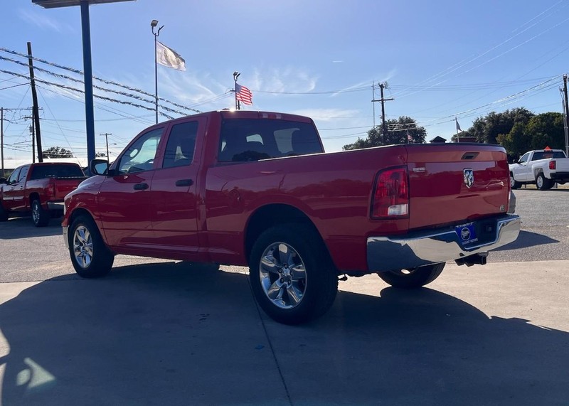 Ram 1500 Classic Vehicle Image 03