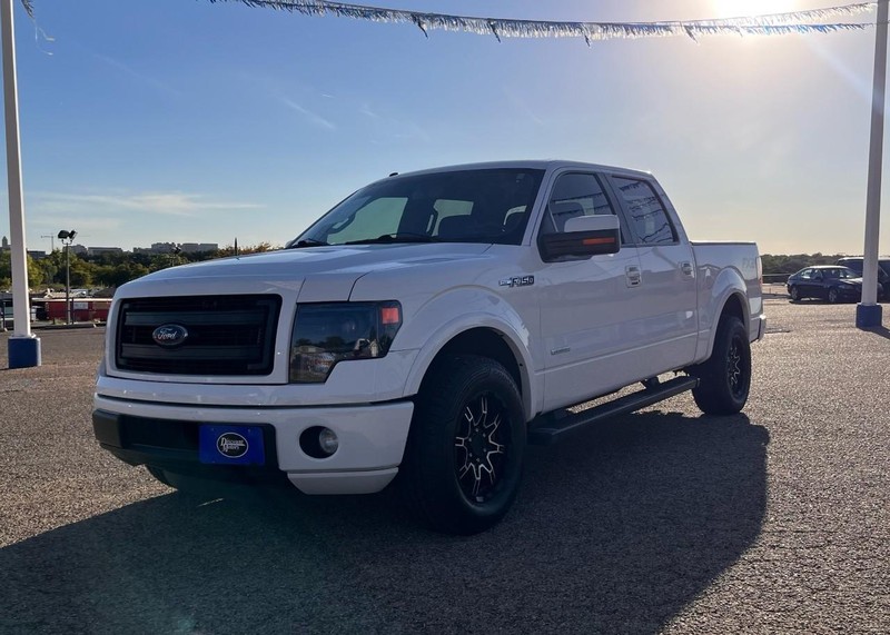 Ford F-150 Vehicle Image 02