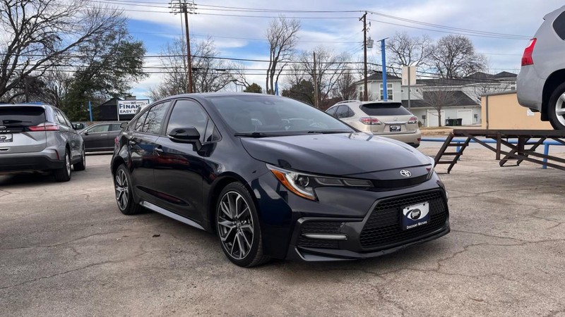 Toyota Corolla Vehicle Image 03