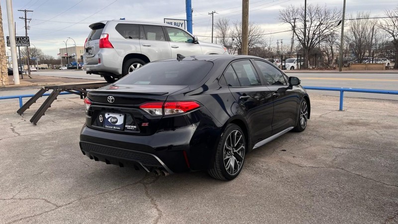 Toyota Corolla Vehicle Image 04