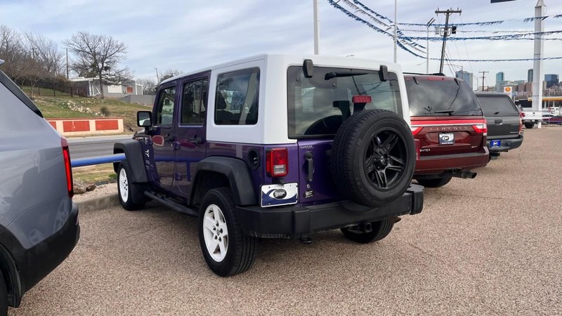 Jeep Wrangler Unlimited Vehicle Image 07