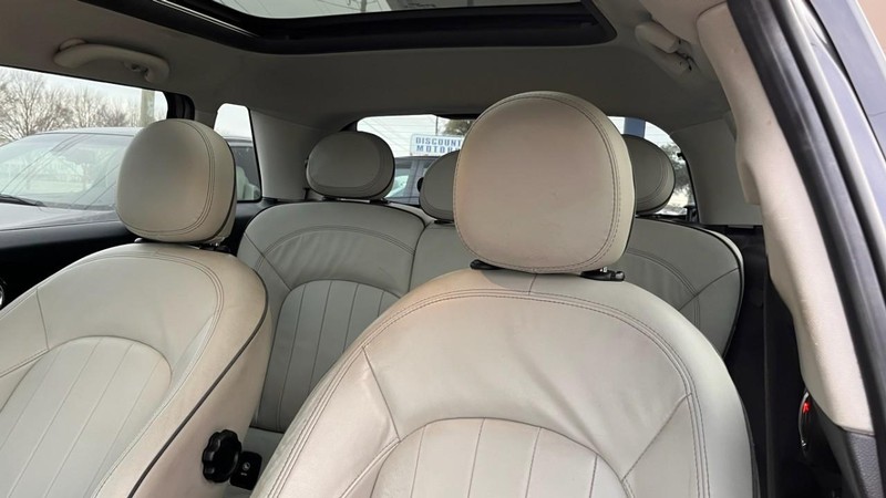 MINI Hardtop 4 Door Vehicle Image 06